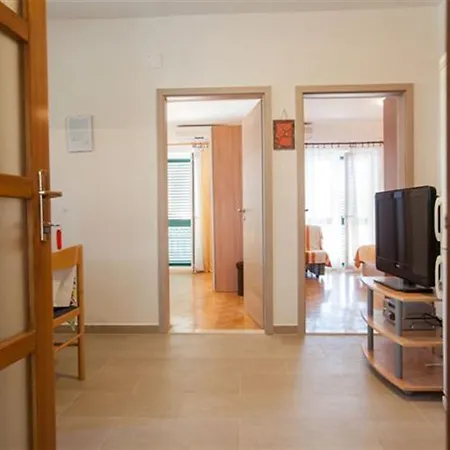 Guest house Marino Gojak Makarska